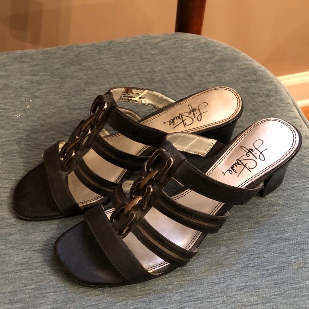 Life Stride Black Chain Detail Mules